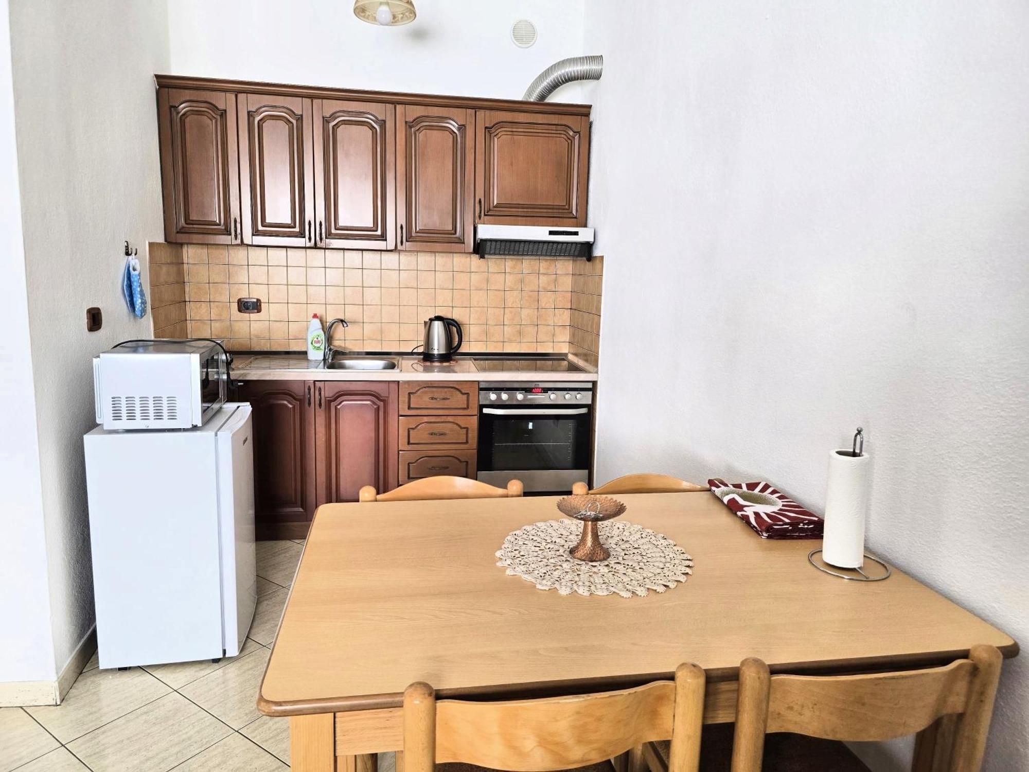Apartment Sunny 2 Bedroom Near Center Shkodra