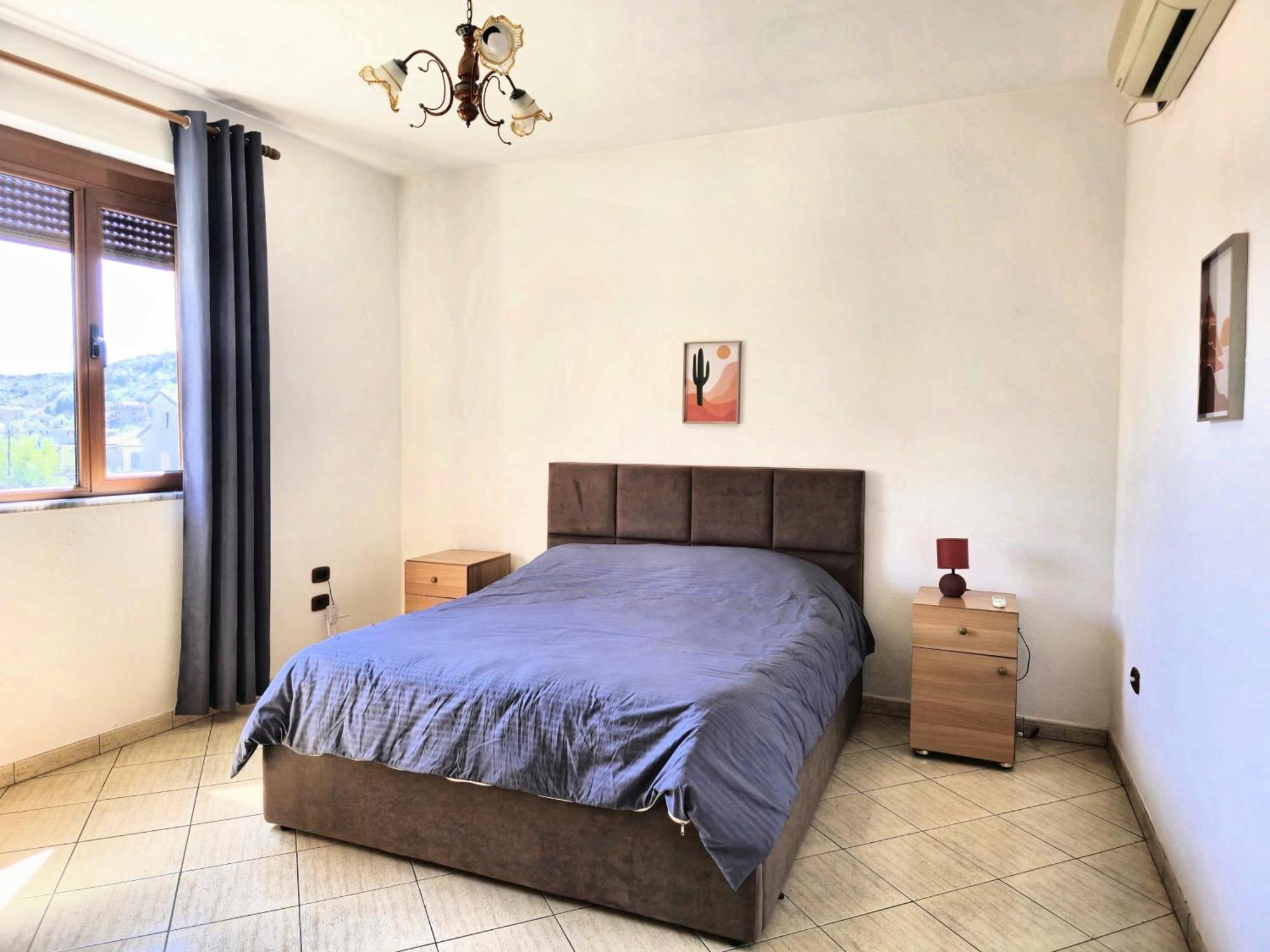 Apartment Sunny 2 Bedroom Near Center
